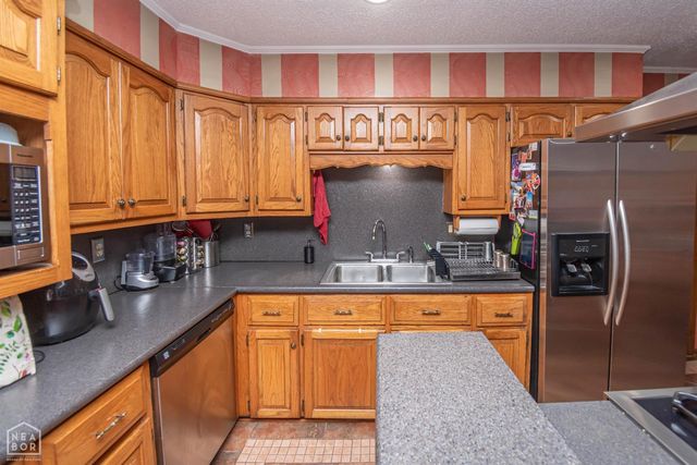 803 Lakeshore Drive E, Jonesboro, AR 72401