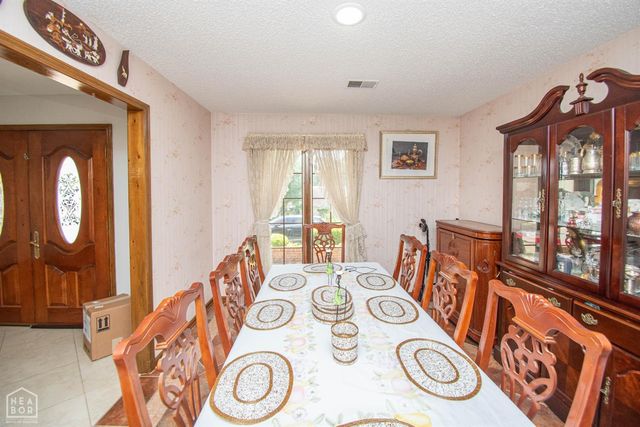 803 Lakeshore Drive E, Jonesboro, AR 72401