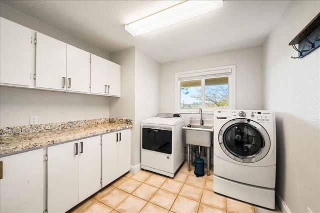 4371 Luneman Rd, Placerville, CA 95667