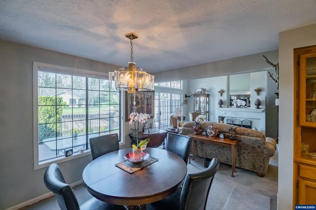 6182 Lakeshore Ct N, Keizer, OR 97303