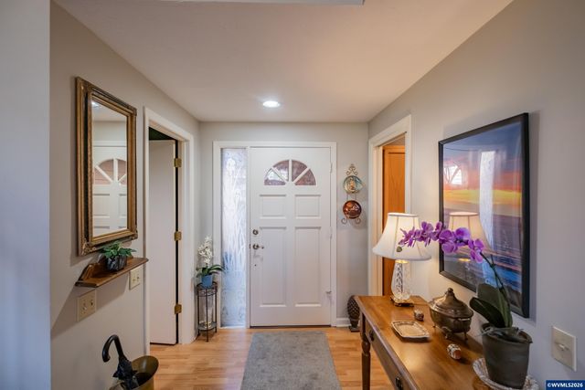 6182 Lakeshore Ct N, Keizer, OR 97303