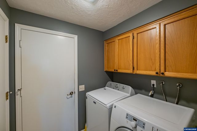 6182 Lakeshore Ct N, Keizer, OR 97303