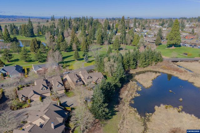 6182 Lakeshore Ct N, Keizer, OR 97303