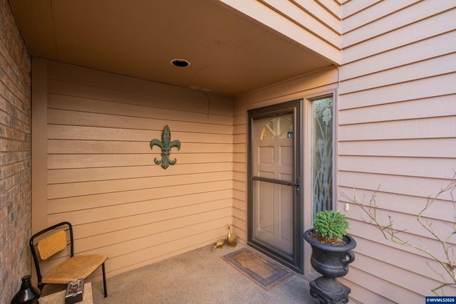 6182 Lakeshore Ct N, Keizer, OR 97303