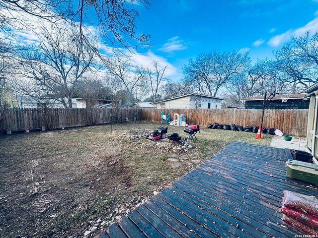 1923 Dahlgreen, San Antonio, TX 78237