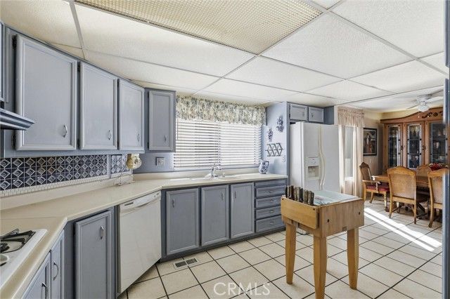 5200 Irvine Boulevard 54, Irvine, CA 92620