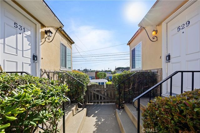 529 E Walnut, El Segundo, CA 90245
