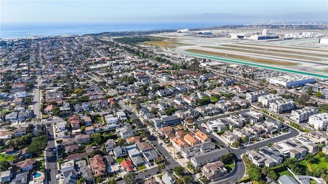 529 E Walnut, El Segundo, CA 90245