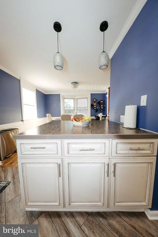 1823 DEVERON, Towson, MD 21286