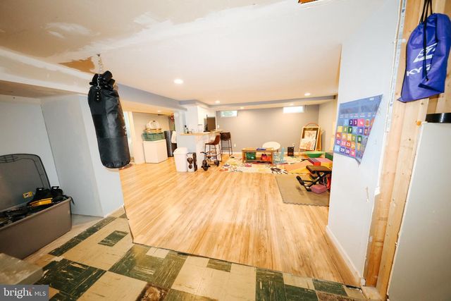 1823 DEVERON, Towson, MD 21286