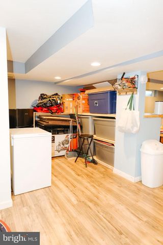 1823 DEVERON, Towson, MD 21286