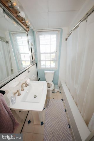 1823 DEVERON, Towson, MD 21286