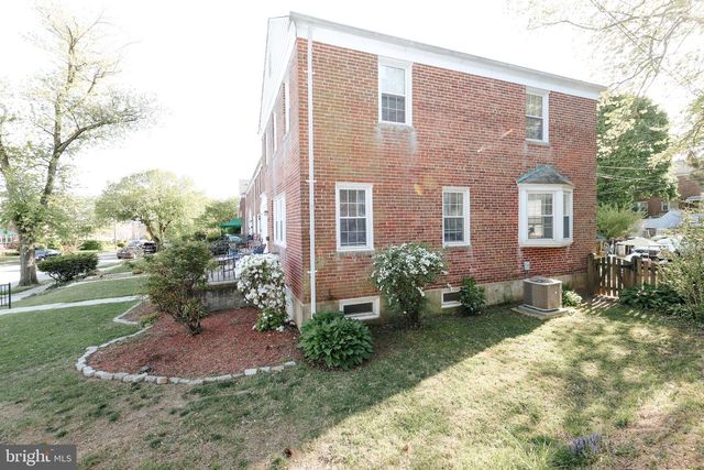1823 DEVERON, Towson, MD 21286