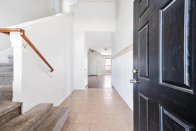 410 Crosby Village Drive, Crosby, TX 77532