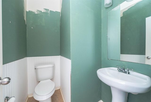 410 Crosby Village Drive, Crosby, TX 77532