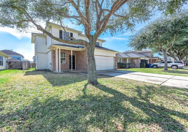 410 Crosby Village Drive, Crosby, TX 77532