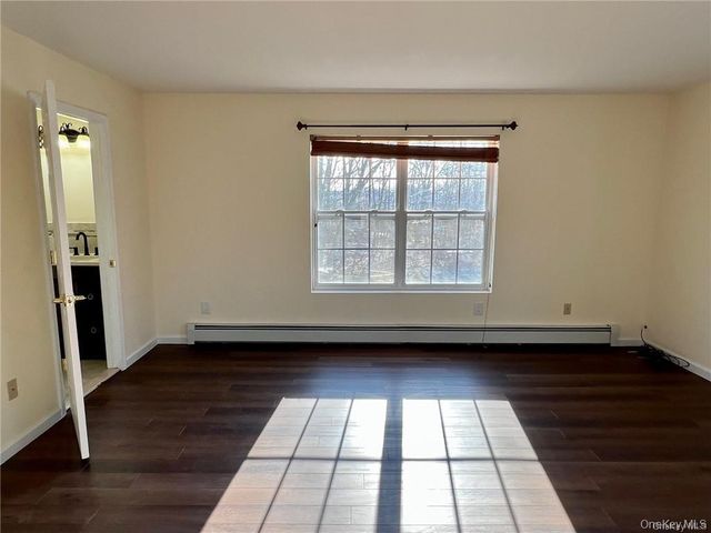 568 County Route 49 2C, Middletown, NY 10940
