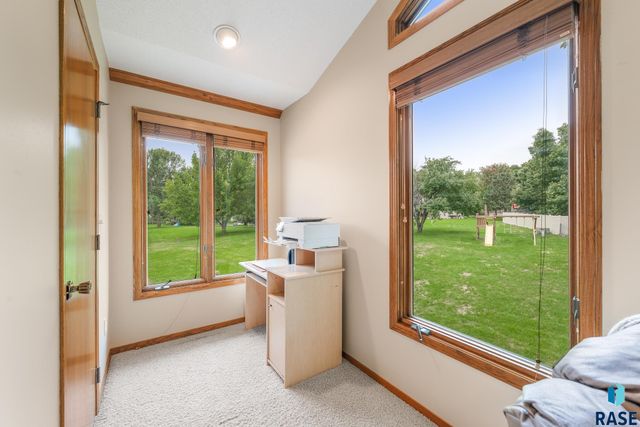 319 N Hagameyer Dr Drive, Tea, SD 57064