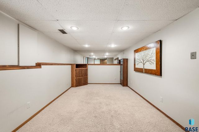 319 N Hagameyer Dr Drive, Tea, SD 57064