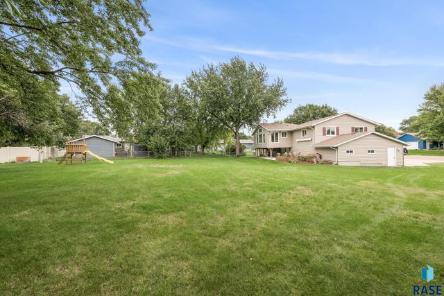 319 N Hagameyer Dr Drive, Tea, SD 57064