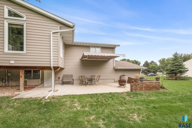 319 N Hagameyer Dr Drive, Tea, SD 57064