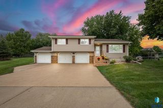 319 N Hagameyer Dr Drive, Tea, SD 57064