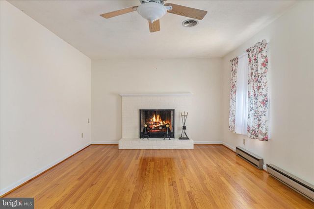 160 OLD MARTINSBURG RD, Shepherdstown, WV 25443