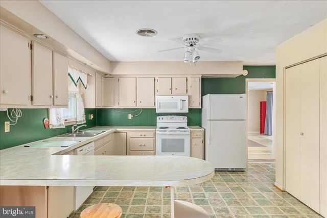 160 OLD MARTINSBURG RD, Shepherdstown, WV 25443