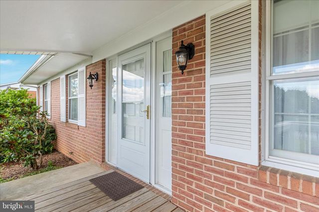 160 OLD MARTINSBURG RD, Shepherdstown, WV 25443