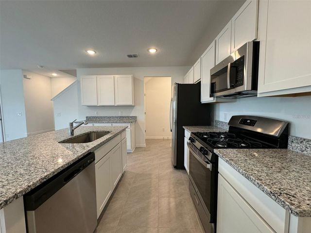 14996 WINDFLOWER ALLEY, Winter Garden, FL 34787