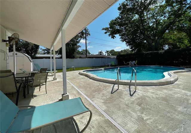 1535 NURSERY ROAD 403, Clearwater, FL 33756