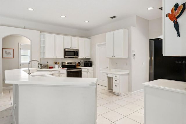 551 PRESTWICK DRIVE, Davenport, FL 33897