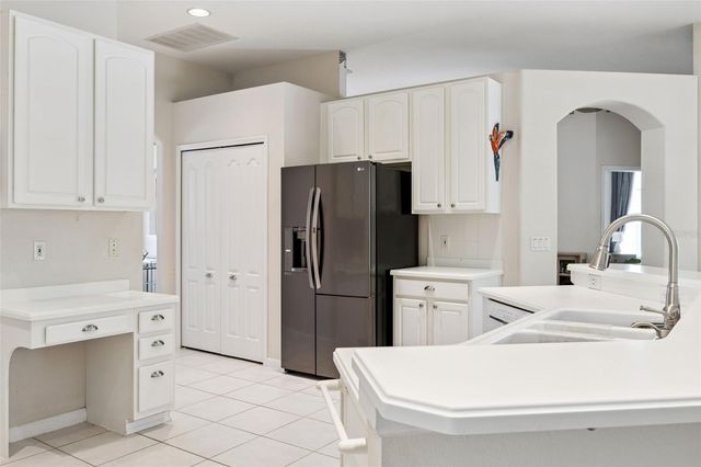 551 PRESTWICK DRIVE, Davenport, FL 33897