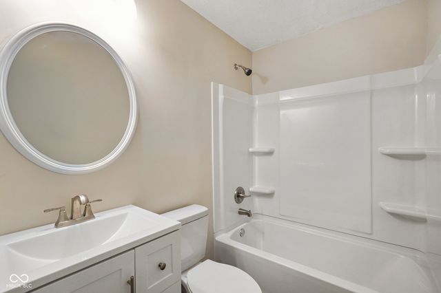 5601 Milhouse Road, Indianapolis, IN 46221