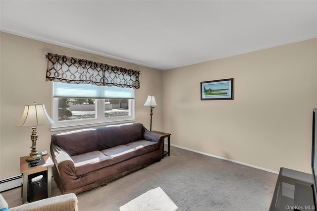 238 Loop Drive, Sayville, NY 11782