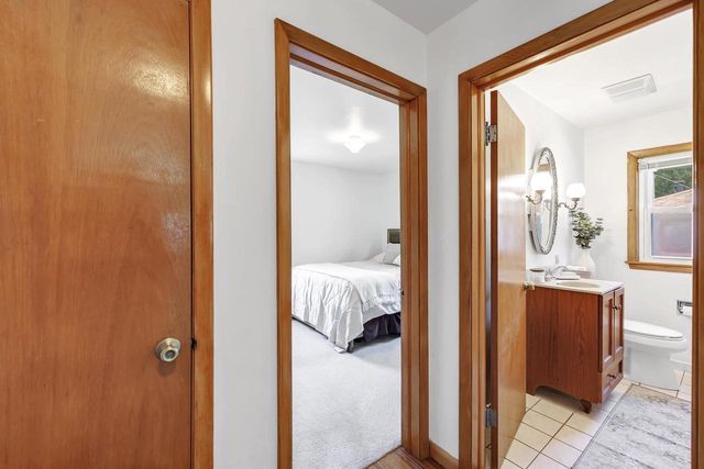2032 Hillview DRIVE, Green Bay, WI 54302