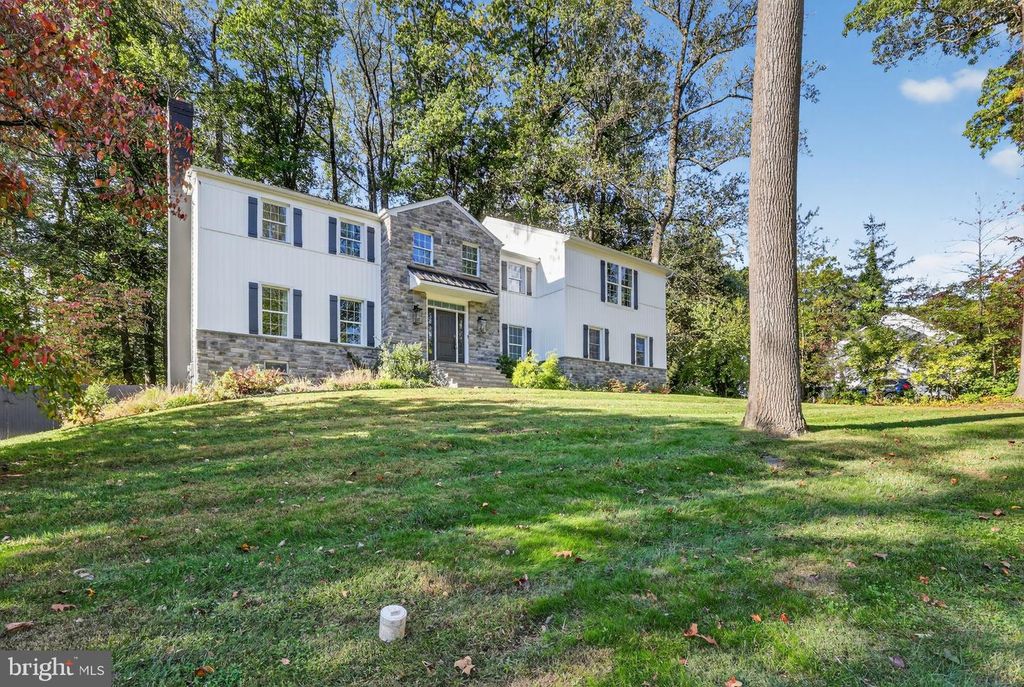 227 AUTUMN DR, EXTON, PA 19341 — photo 2