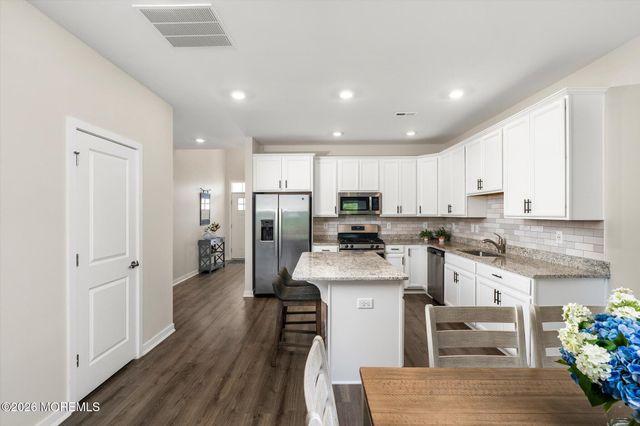 68 Belmont Road, New Egypt, NJ 08533