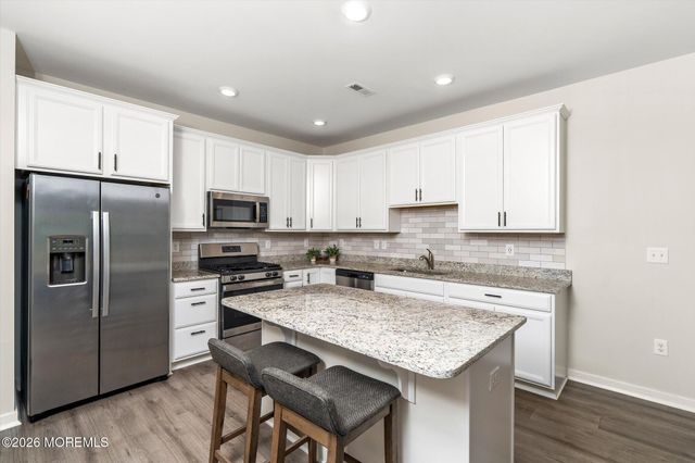 68 Belmont Road, New Egypt, NJ 08533