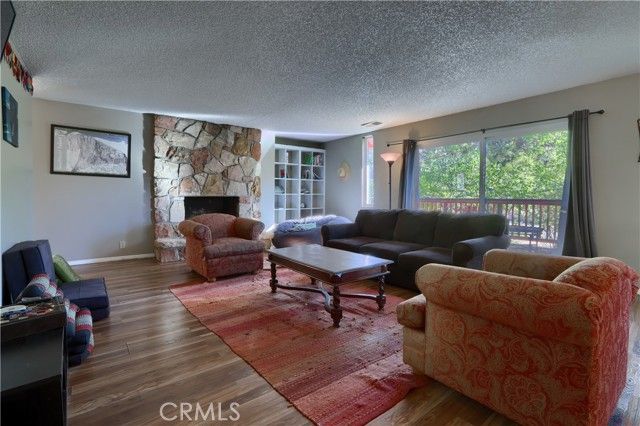 42896 Country Club Drive, Oakhurst, CA 93644