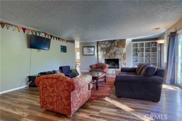 42896 Country Club Drive, Oakhurst, CA 93644