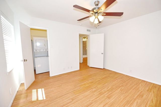 4818 Cole Avenue 104, Dallas, TX 75205