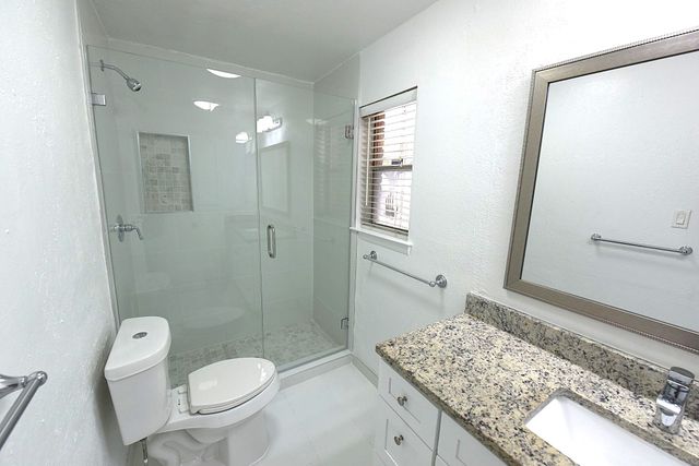 4818 Cole Avenue 104, Dallas, TX 75205