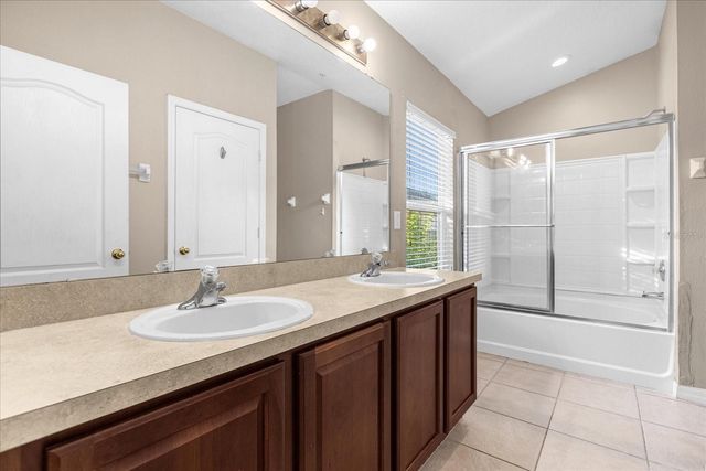 2811 PINE OAKS TRAIL, Sanford, FL 32773