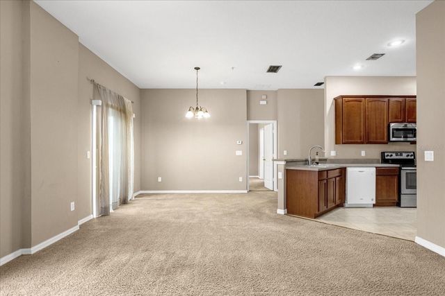 2811 PINE OAKS TRAIL, Sanford, FL 32773