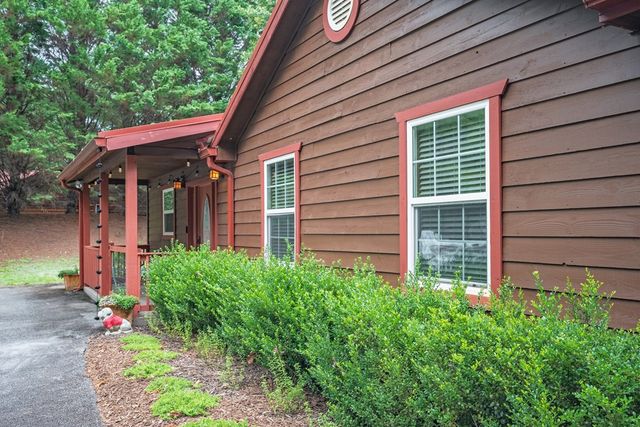 235 Field Drive, Sautee Nacoochee, GA 30571