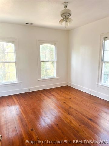 6524 S Creek S, Orrum, NC 28369