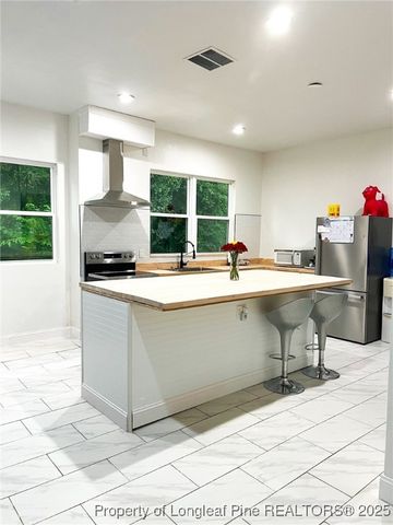 6524 S Creek S, Orrum, NC 28369