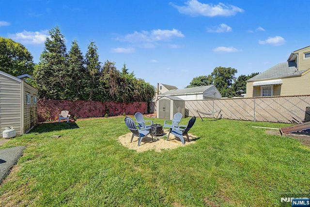 10-22 2nd Street, Fair Lawn, NJ 07410