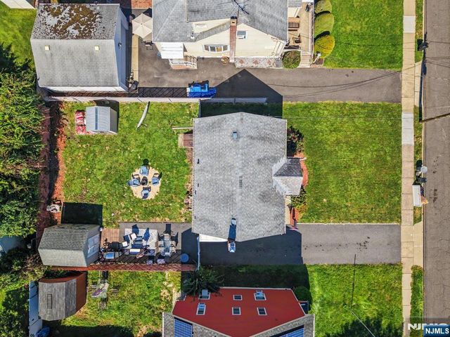 10-22 2nd Street, Fair Lawn, NJ 07410
